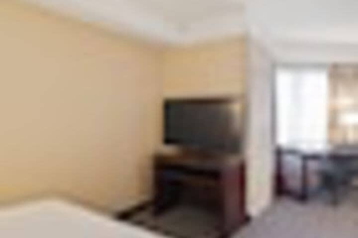 Room 14 of 156