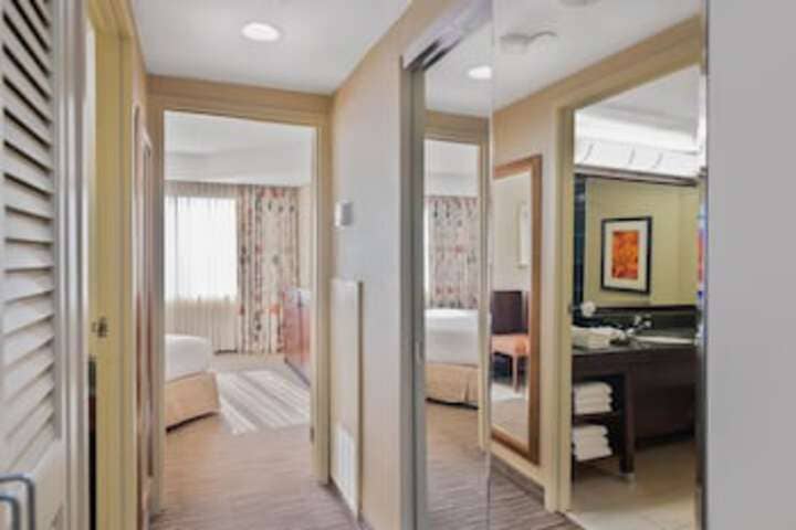 Room 46 of 156