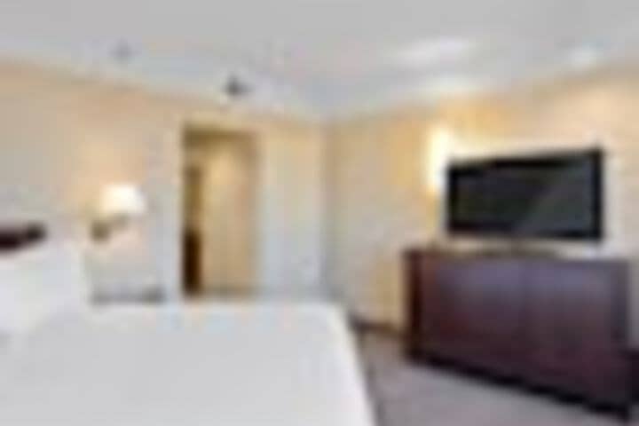 Room 38 of 156