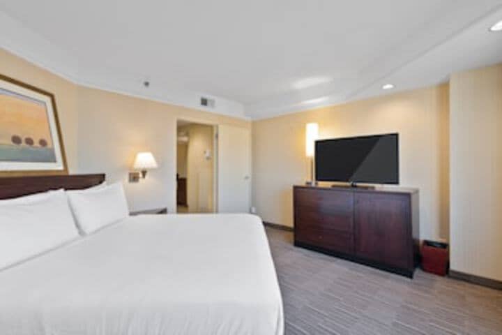 Room 37 of 156
