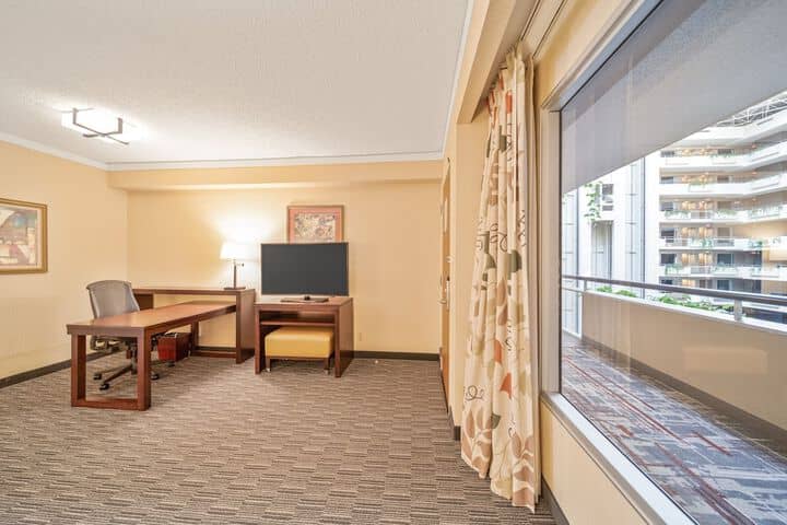 Room 75 of 156